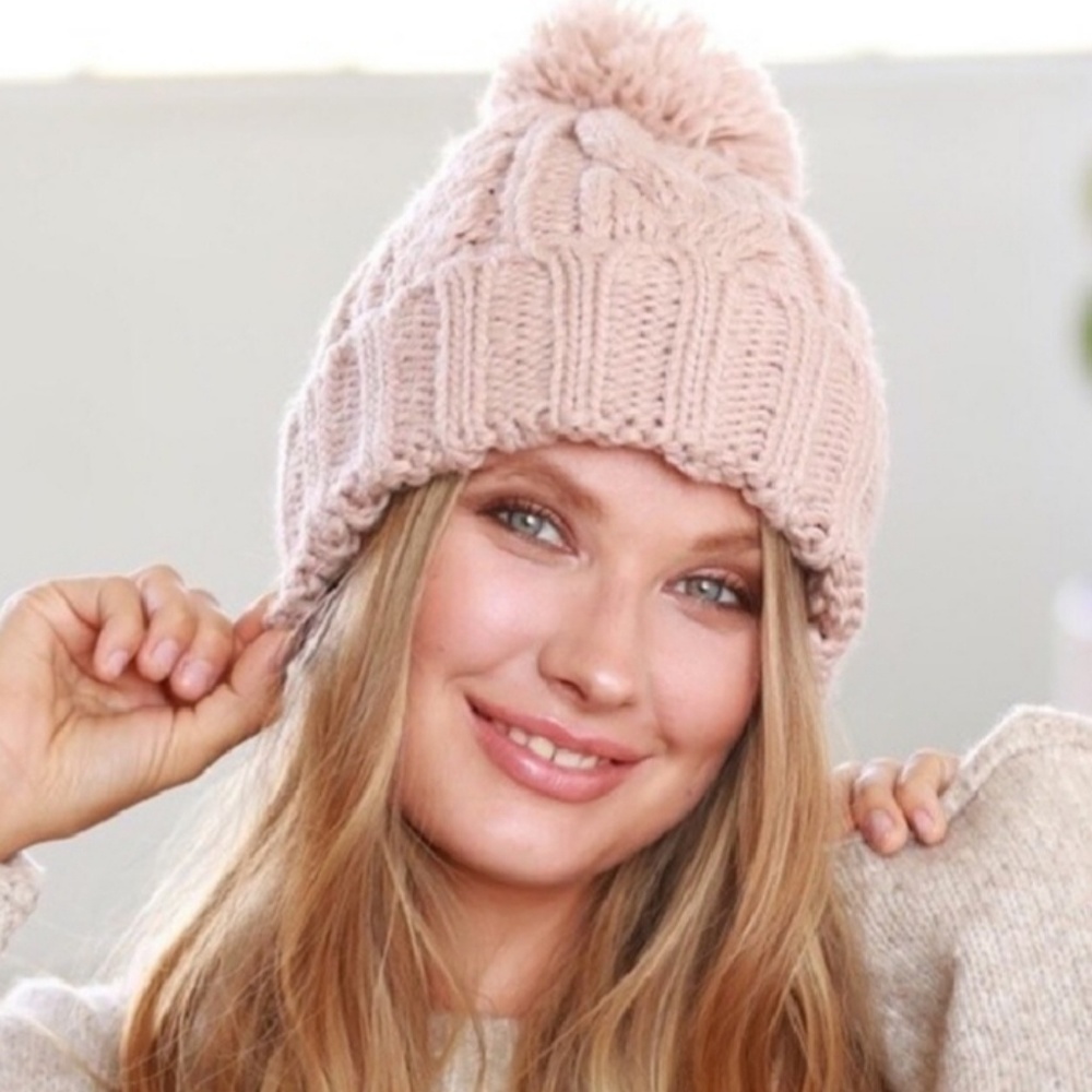 Blush knit pom beanie